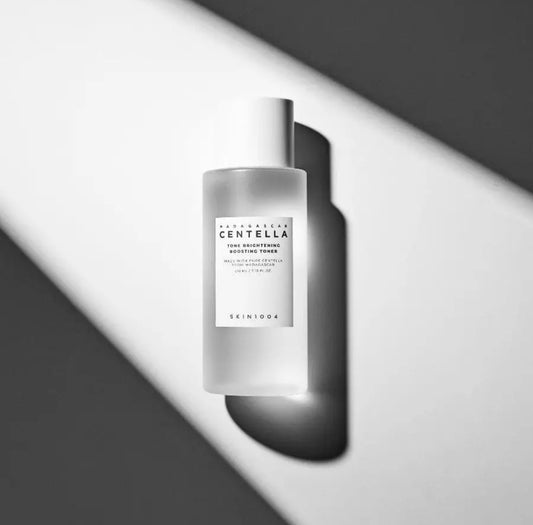 Skin1004 Toner Boost Éclaircissant : Niacinamide + Madewhite™ – 210 ml