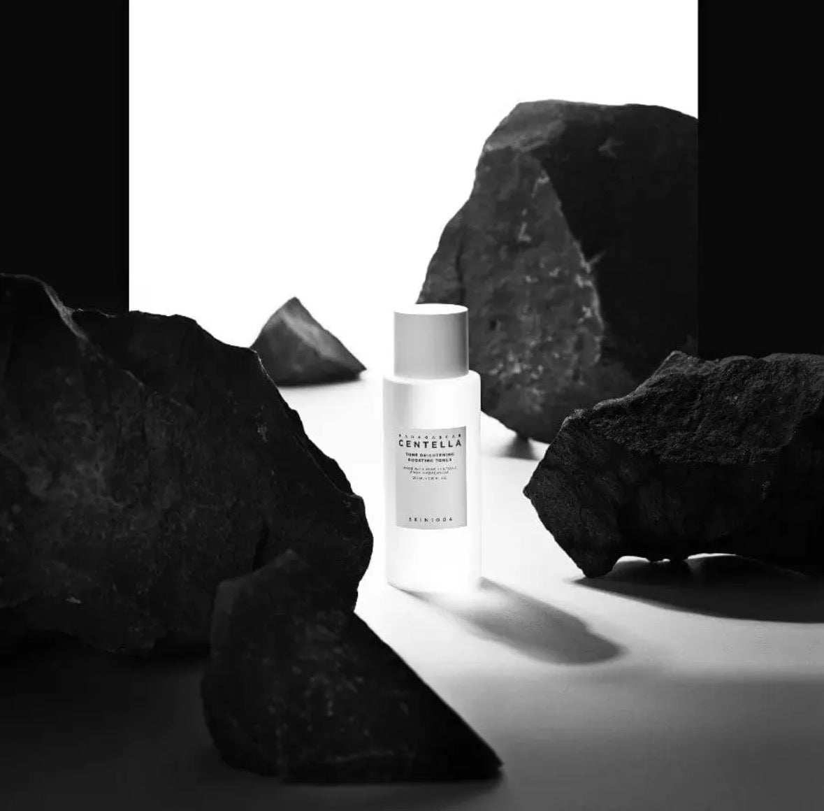 Skin1004 Toner Boost Éclaircissant : Niacinamide + Madewhite™ – 210 ml
