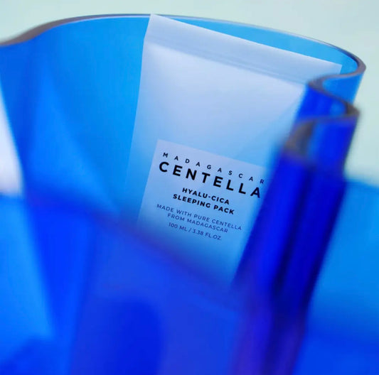 Skin1004 Masque de Nuit Hyalu-Cica : Centella + Hydratation Intense – 30 / 100 ml