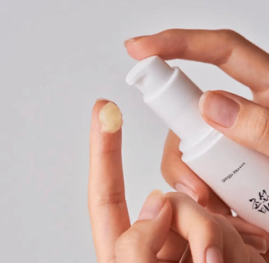 Beauty of Joseon Sérum Solaire Humide : Ginseng + Niacinamide SPF50+ PA++++ – 50ml